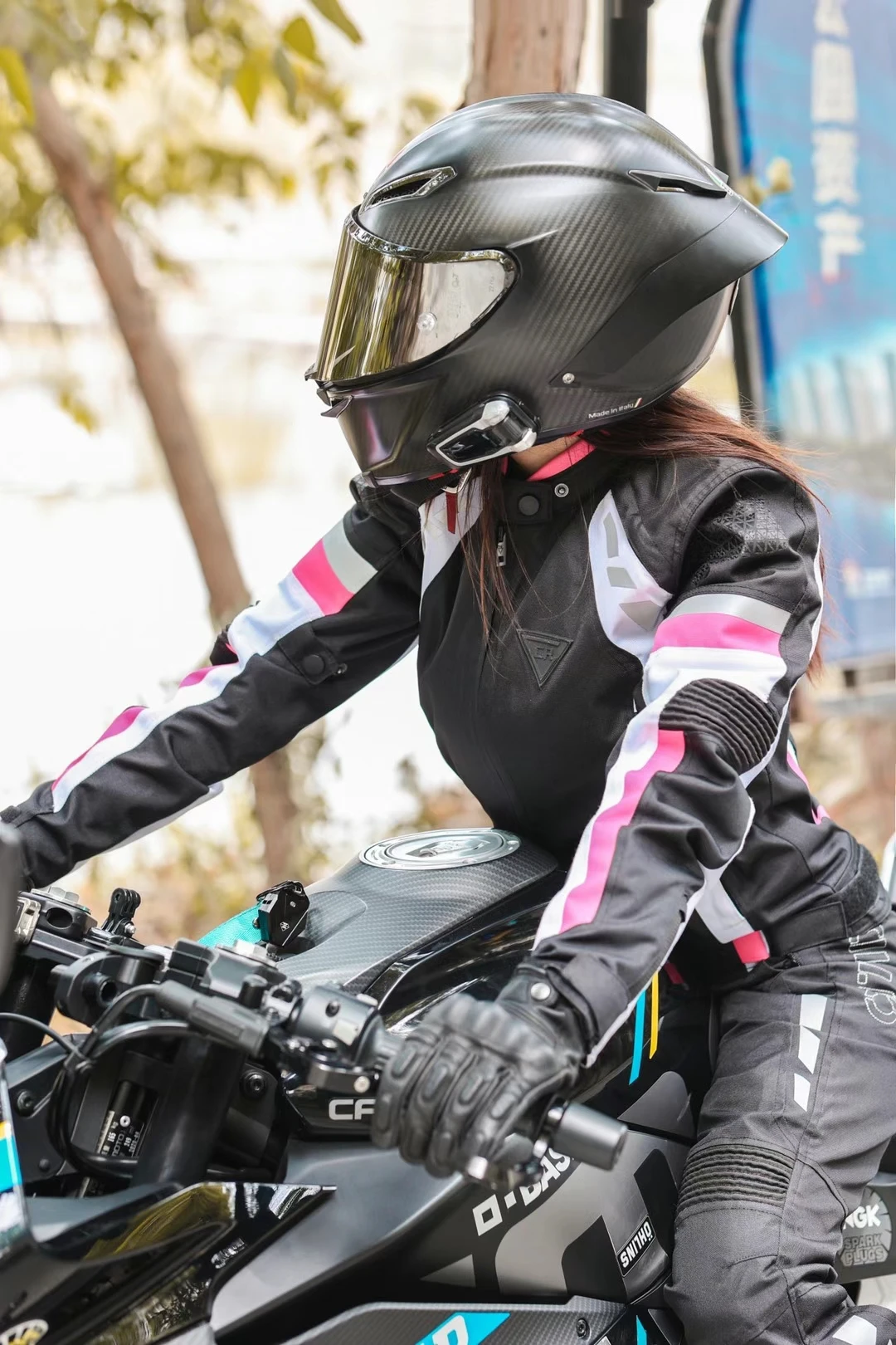 womens motorcycle clothes